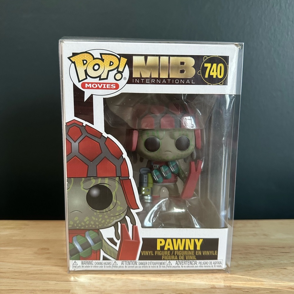 Funko pop men in black international pawny